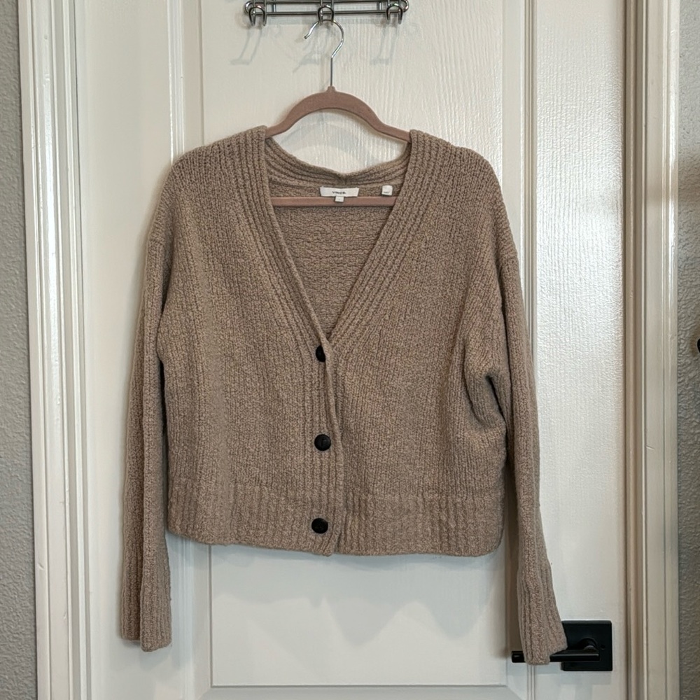 🎉🎉 SALE!! Vince Cozy Knit Mauve Cardigan Sweater